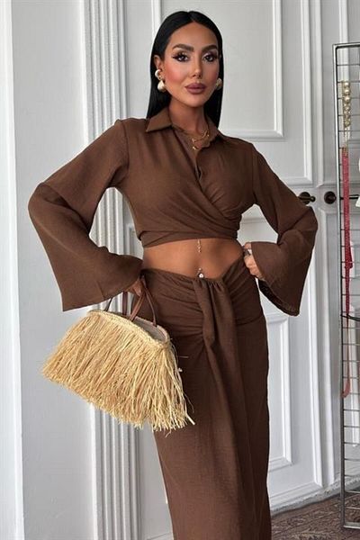 Butik Crop Shirt and Skirt Gathered Design Suit 10195
