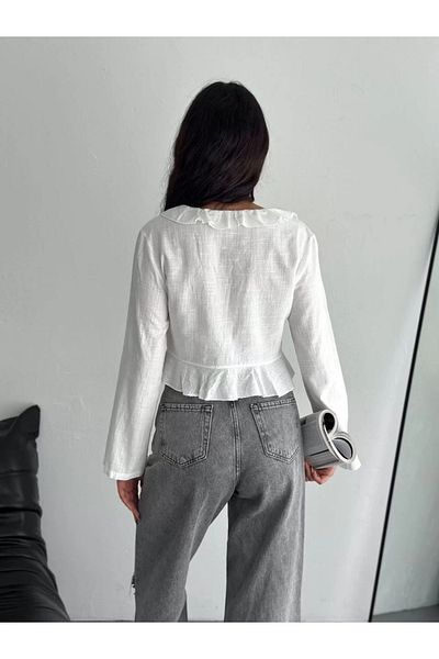 SuQ Linen Long Sleeve Blouse with Lacing Detail - White