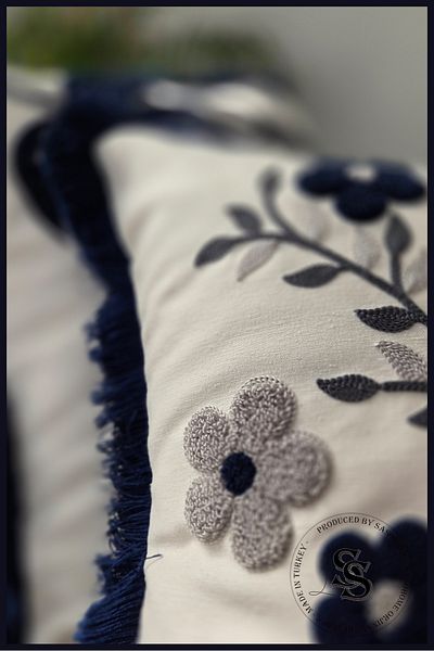 SasoHome Husă de pernă din in, cu model de broderie cu pumn de flori de frumusețe