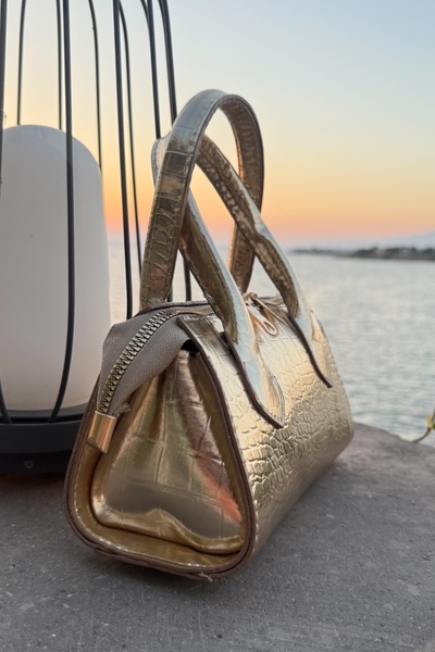 Melissa Boutique Women's Gold Soft Leather Long Strap Hand Shoulder Bag