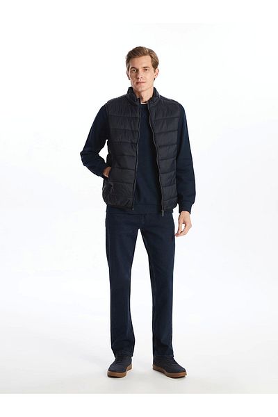 LC Waikiki Ανδρικό φουσκωτό γιλέκο LCWAIKIKI Classic Navy Blue Standard Fit Stand Collar