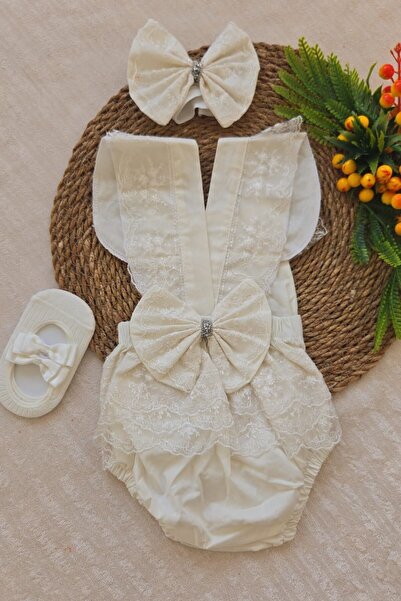 Al Ver Gülüm Kız Bebek Ekru Dantel İşlemeli Salopet Taş Detaylı Şık Babet Çor...