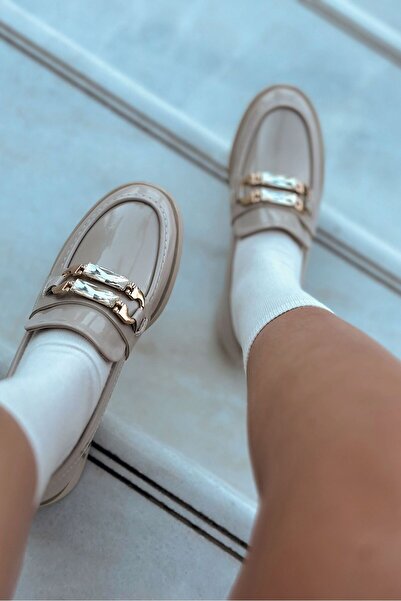 I Love Shoes Sabella Rugan Taş Detaylı Bej Kadın Laofer
