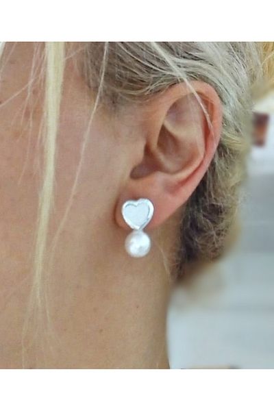mos&more Small Women's Earrings with Silver Heart Pearl