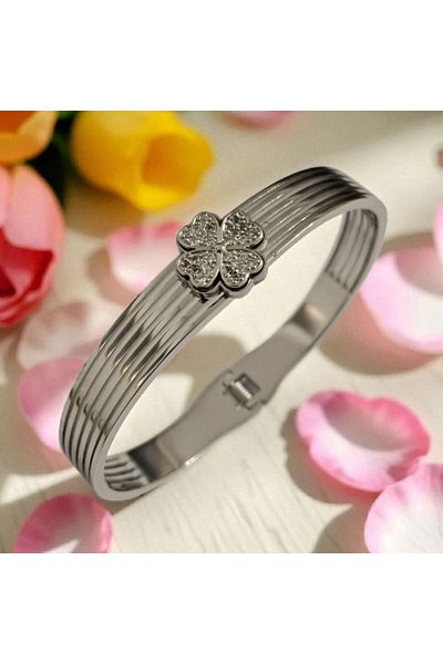 AKSESUARIM Women's Zircon Stone Clover Figured Steel Handcuffs