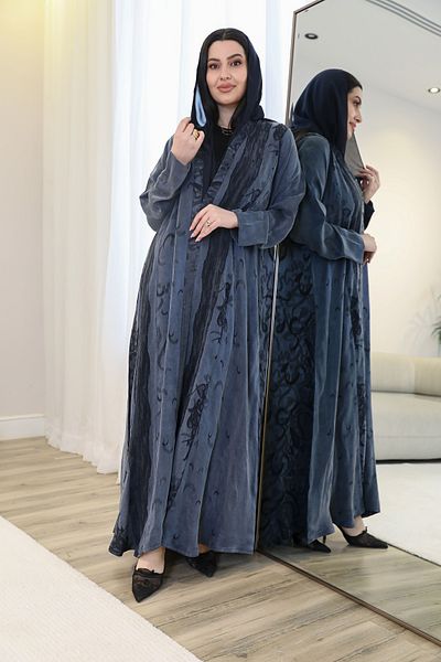 elegant veil Turkish silk abaya with delicate black and gray motifs
