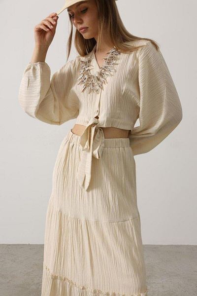 Kokosh moda Costum pentru sprâncene cu mâneci cu balon și fustă - piatră