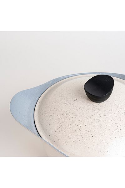Lahoya white granite pot with lid