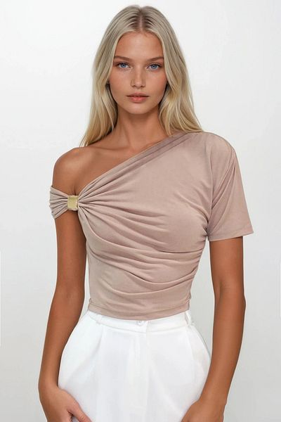 VAGGON Women's Mink Asymmetric Collar Draped Shoulder Accessory Sandy Blouse Prmx13894