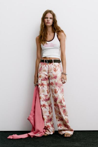 Pull & Bear Çiçek desenli bol paça jean