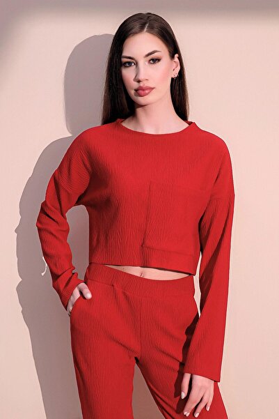 NEW LAVİVA Kadın Kırmızı Uzun Kol Kendinden Dokulu Cepli Crop Sweatshirt, Salaş Kesim Bluz