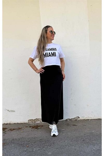 LEVURE Printed Crop Tshirt