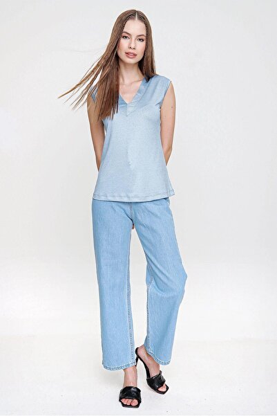 NEW LAVİVA Γυναικεία μπλούζα με μαλακή μαλακή υφή με μηδενικό μανίκι V λαιμόκοψη - ίσια κοπή και φορέστε