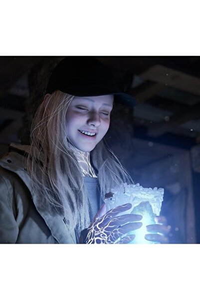 CAPCOM Resident Evil Village Gold Edition PS4 – لعبة إطلاق نار وحركة مع وضع الشخص الثالث