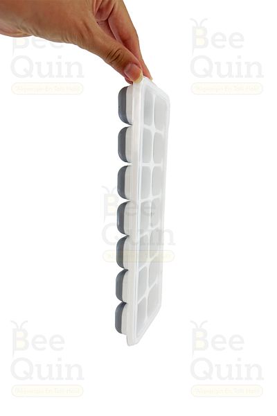 BeeQuin Gray Silicone Press Ice Box with Lid Ice Mold Press and Remove Non-Stick Easy