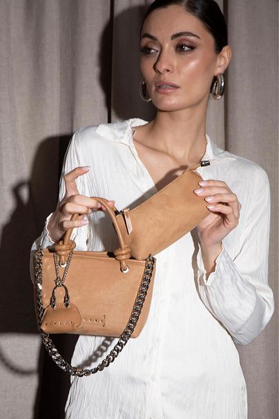 Sisley Women's Hand and Crossbody Bag Sly195 - Camel
