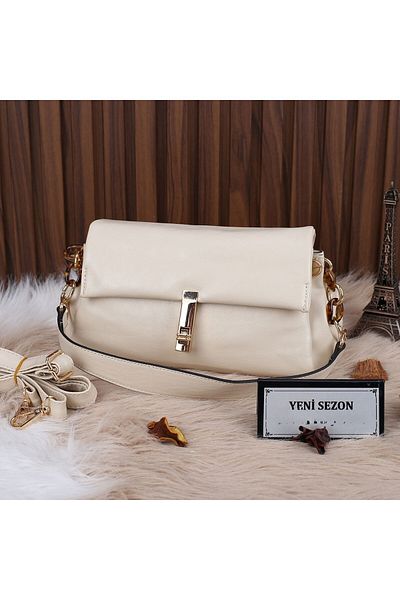 lucky horse Three-Eye Shoulder and Crossbody Bag