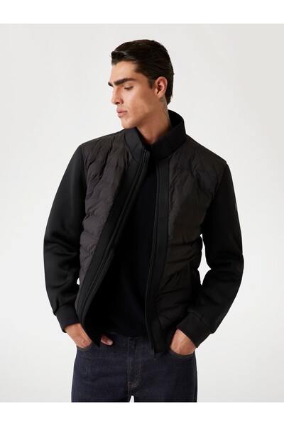 Guess Yan Kol Logolu Teknik Stretch Scuba Şişme Mont M4YL37WG9U2