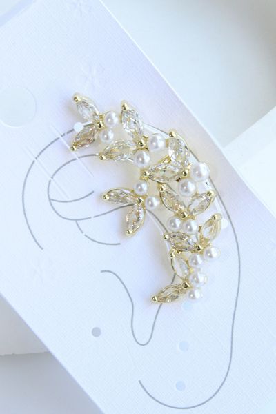 Leo'Stone Special Series Flying Butterflies with Zircon Stone and Pearl No Hole Required Earcuff Cartilage Gold Earrings