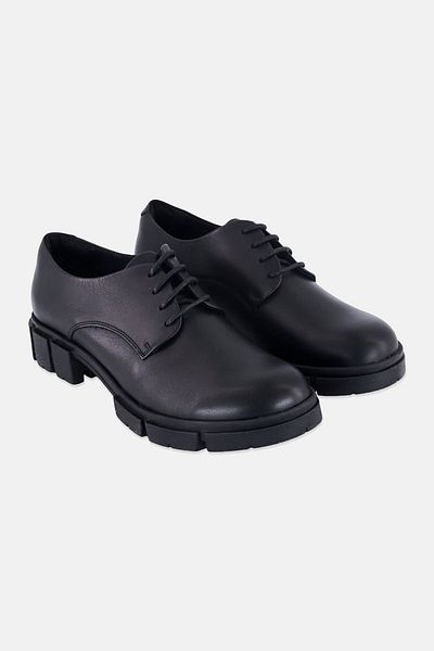 CLARKS Women Lace Up Casual Shoes, Black
