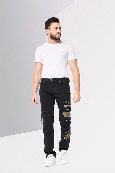 Diesel Men Regular Fit Ripped Non Stretchable Jeans, Black