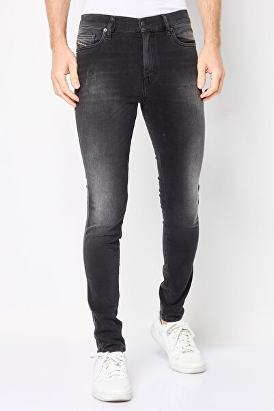 Diesel Men D-Istort Skinny Fit Dark Washed Stretchable Jeans, Black