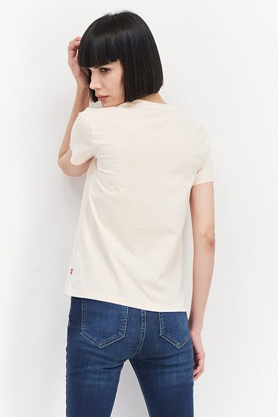 Levi's تي شيرت نسائي بأكمام قصيرة ورقبة دائرية، لون خوخي فاتح