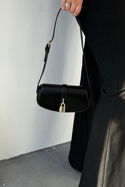 LEONAS Covered Baguette Bag with Lock Accessories Solea Black