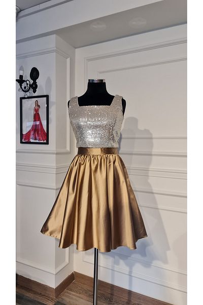 makbuleofficial Mini Skirt Sequined, Square Collar Skirt Blouse Set
