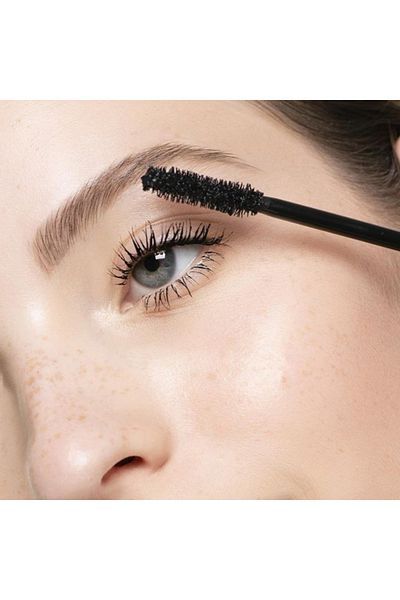 MILANI Most Wanted Lashes Mascara 110 Black Noir – Volumizing, Lengthening, Smudge-Proof Formula