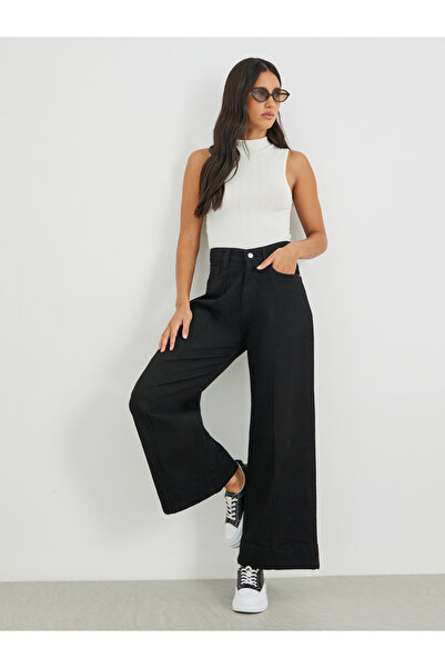 Styli Solid Wide Leg Jeans with Pintuck Detail
