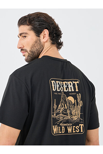 Styli Back Graphic Print T-Shirt and Shorts Set