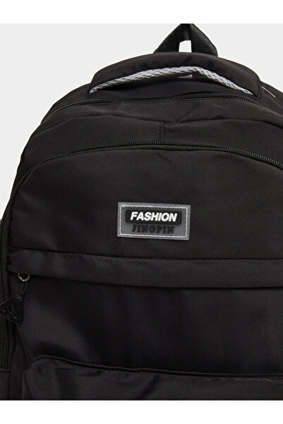 Styli Plain Backpack with Zip Closure