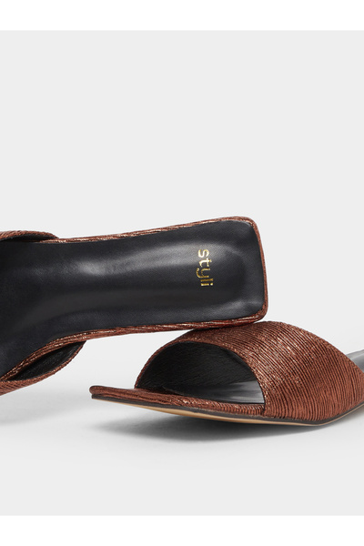 Styli Textured Slip-On Flat Sandals