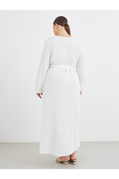 Styli Plus White Jacquard Kaftan with Lace Trim