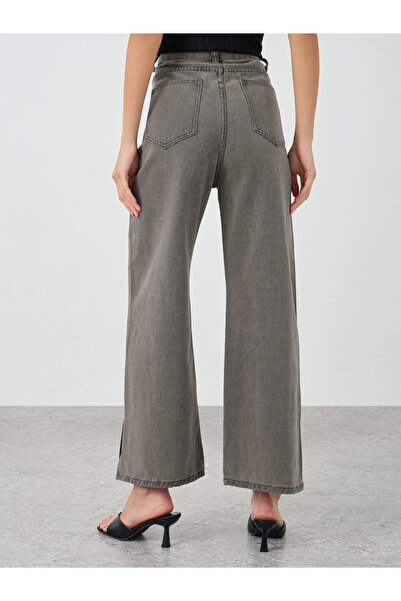 Styli Women Grey Wide Leg Jeans with Side Slit