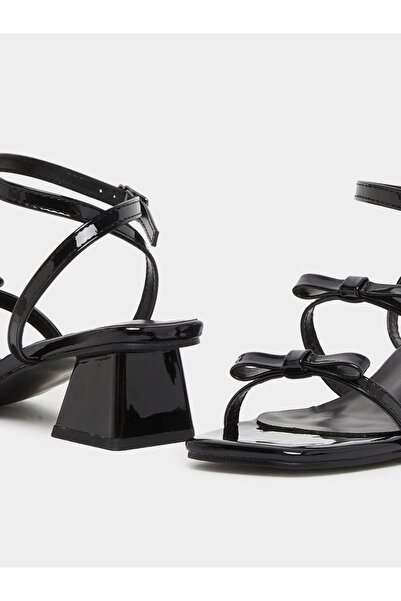 Styli Bow Trim Accent Block Heel Sandals