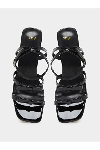 Styli Bow Trim Accent Block Heel Sandals