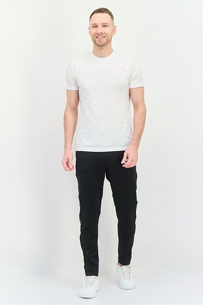 Nike Men Standard Fit Outdoor Sweatpants, Black