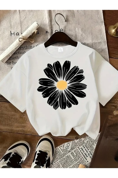 FUFLUNS Oversize Circleneck T-Shirt with Daisy Print