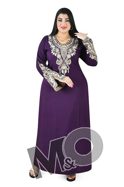 M&O 2 Embroidered reception jalabiya made of light and soft linen fabric that gives you a feeling of comfort and freshness