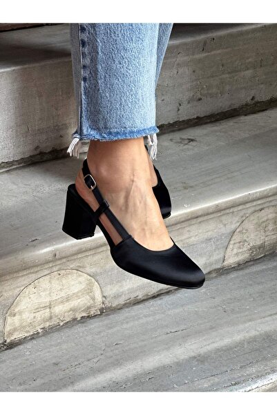 Atelierby DS Siyah Saten 5 cm Kadın Modelli Topuklu Ayakkabı