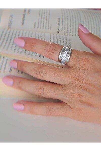 Eva Takı Store خاتم من حجر الزركون المنحني موديل فضي قابل للتعديل