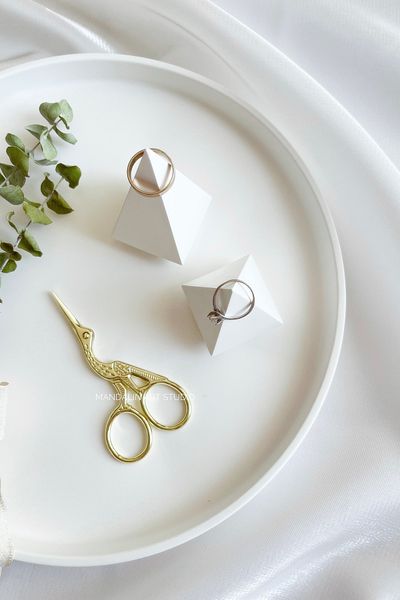 Mandalin Art Studio Word |   Engagement Tray and 2-Piece Ring Riser |   Without Flowers and Accessories