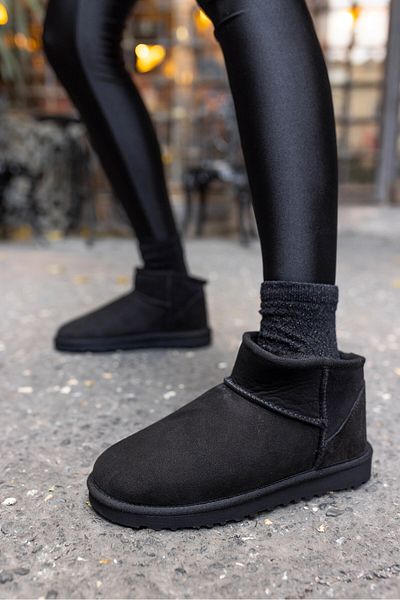 StWenn Mini cizme de damă din piele intoarsa cu talpa groasa