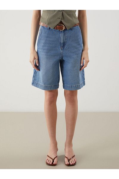LC Waikiki Γυναικείο τζιν σορτς με ζώνη μέσης Standard Fit