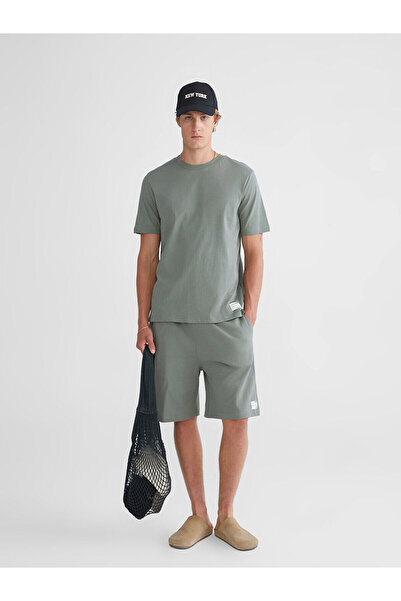 LC Waikiki Nevavm Standard Fit Men's Shorts with a Difference