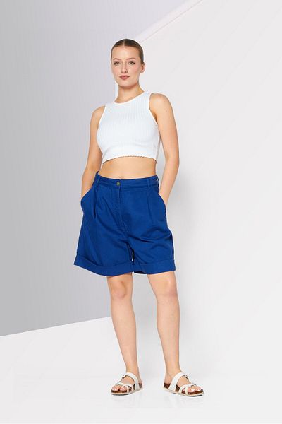 Lacoste شورت جينز سادة للنساء، أزرق