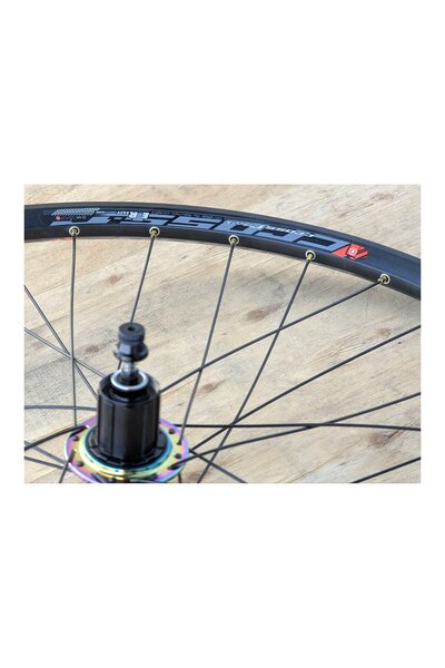 heugers Rainbow Hassns Pro 7 Sesli Göbekli Mach1 Cross'r 29 İnç Arka Jant Seti - Dağ Bisikleti (MTB) İçin