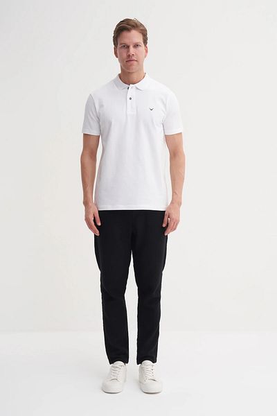 Cazador Tricou tricotat simplu cu gât polo slim fit